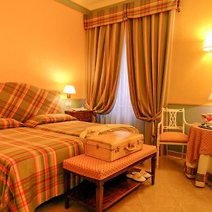 Klassieke Kamer met Twee Aparte Bedden